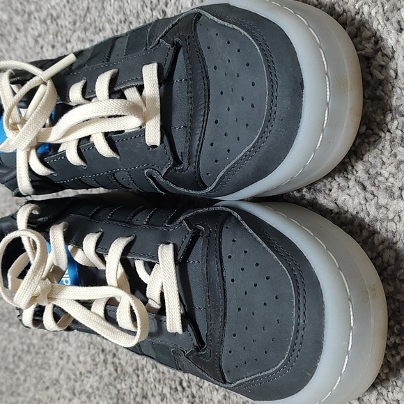 Gray and White Adidas Sneakers w Cream Laces - Picture 7 of 9